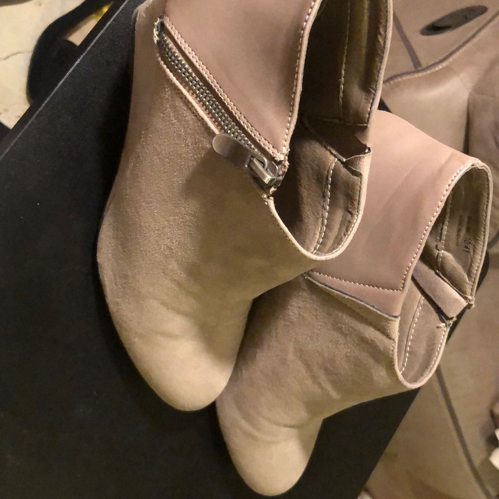 Wedge ankle boots